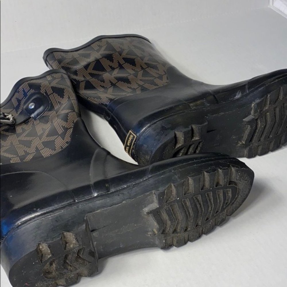 michael kors logo rain boots